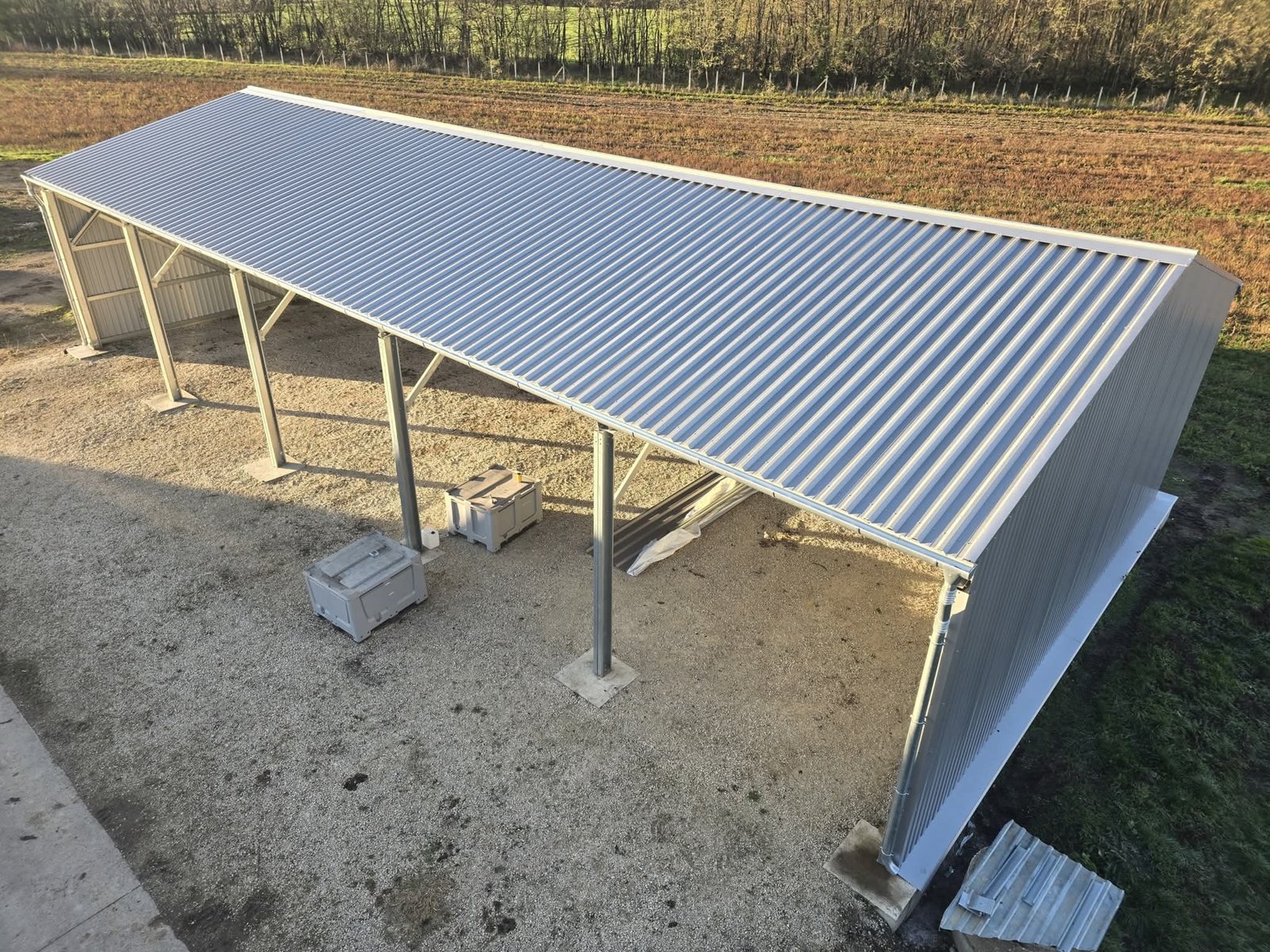 Referenciák 1 KGRbi3iFyYAsOruC