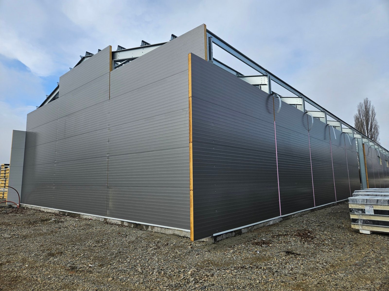 Referenciák 1000028561 L7YJQkcwlkE6XjTr