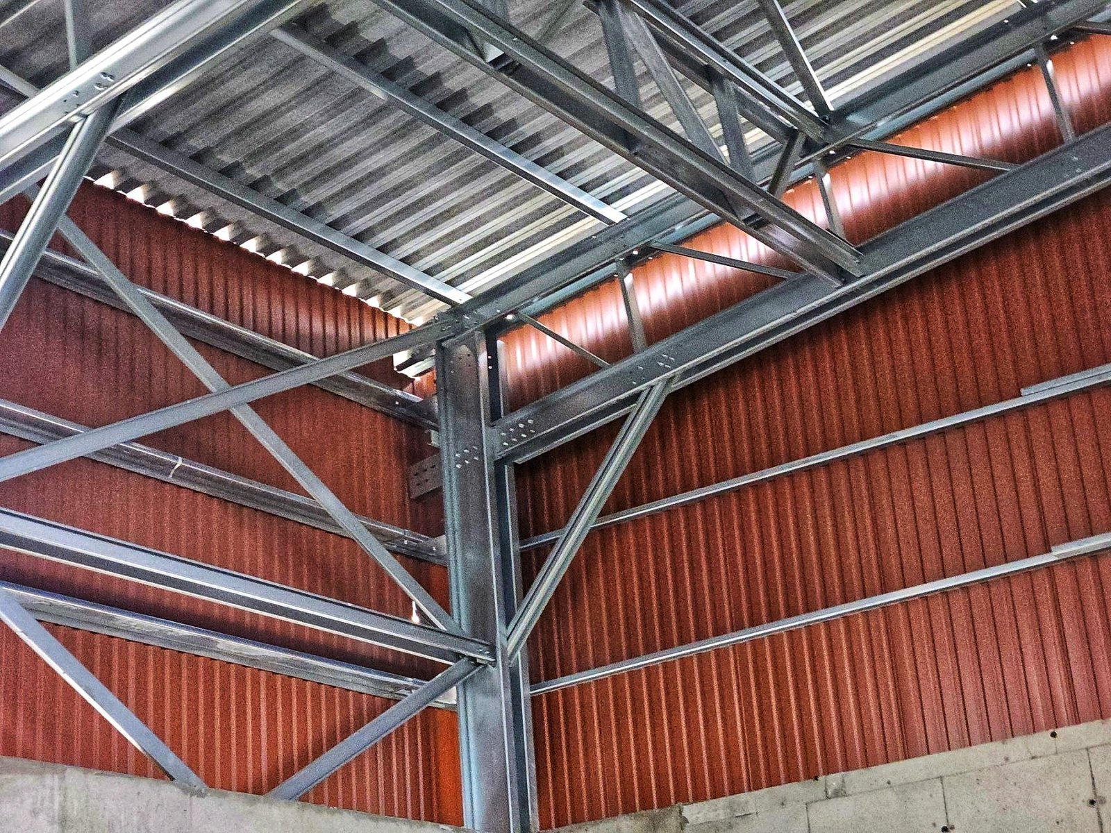 Referenciák 7474 CvCjW5JzltOaFplG