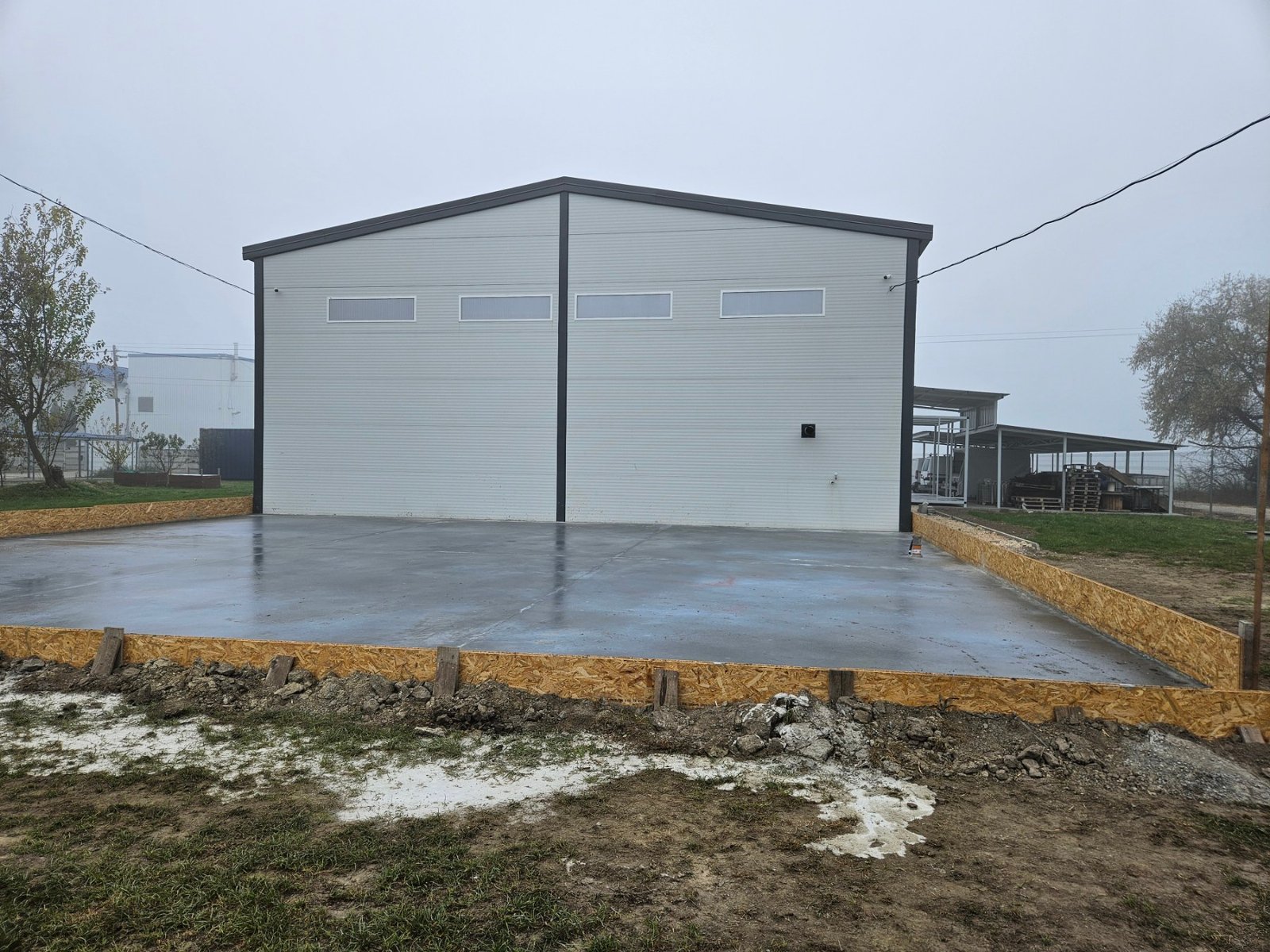 Referenciák Img E8ed5f2b4b718ee7cae206c92584ed3d V DBwKf996gPREx8JA 1